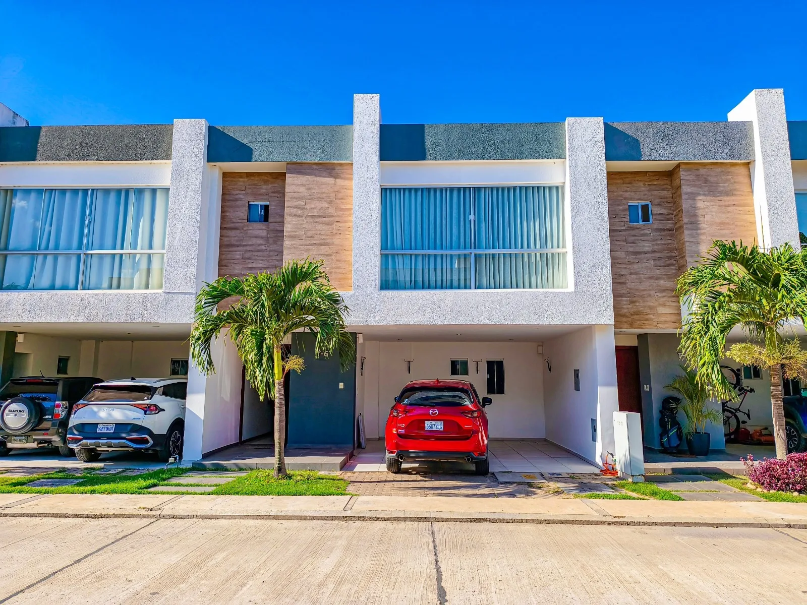 Townhouse en Venta en Cond. Jardines del Norte V
